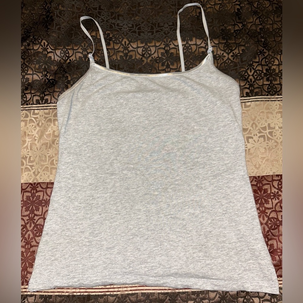 Free with purchase!! Size large urban planet tank top!